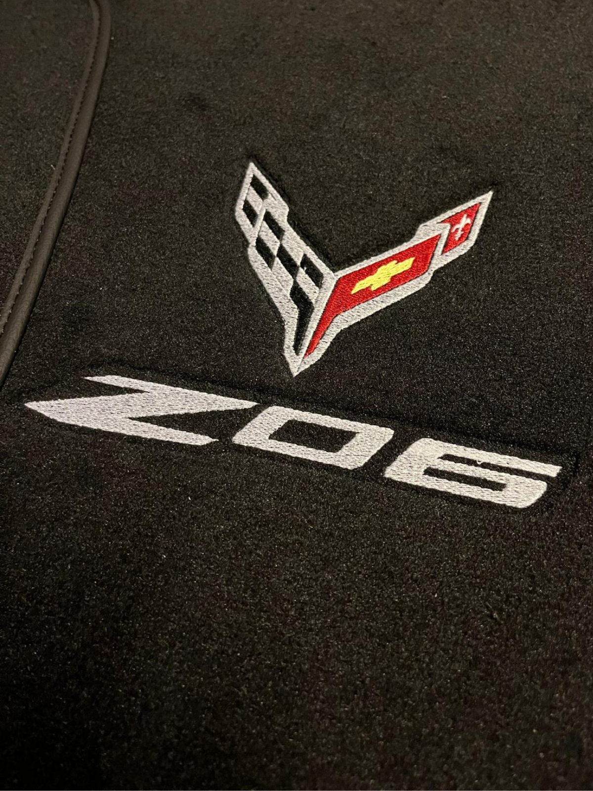 Corvette C7 Z06 Fußmatten Maßgeschneidert für alle Modelle