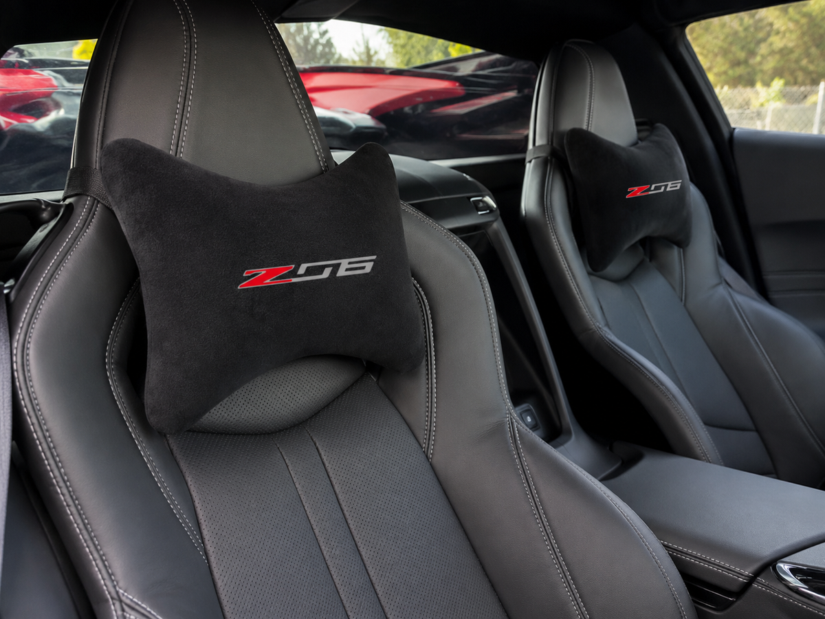 Corvette ( JAKE SKULL-C8.R1-Z06-Stingray-Z07-ZR1-Z51-E RAY ) Premium Auto Nackenkissen 2er Set