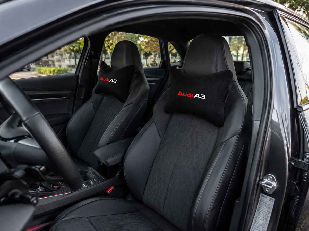 Audi ( A3-A4-A5-A6-A7-A8 ) Premium Auto Nackenkissen 2er Set
