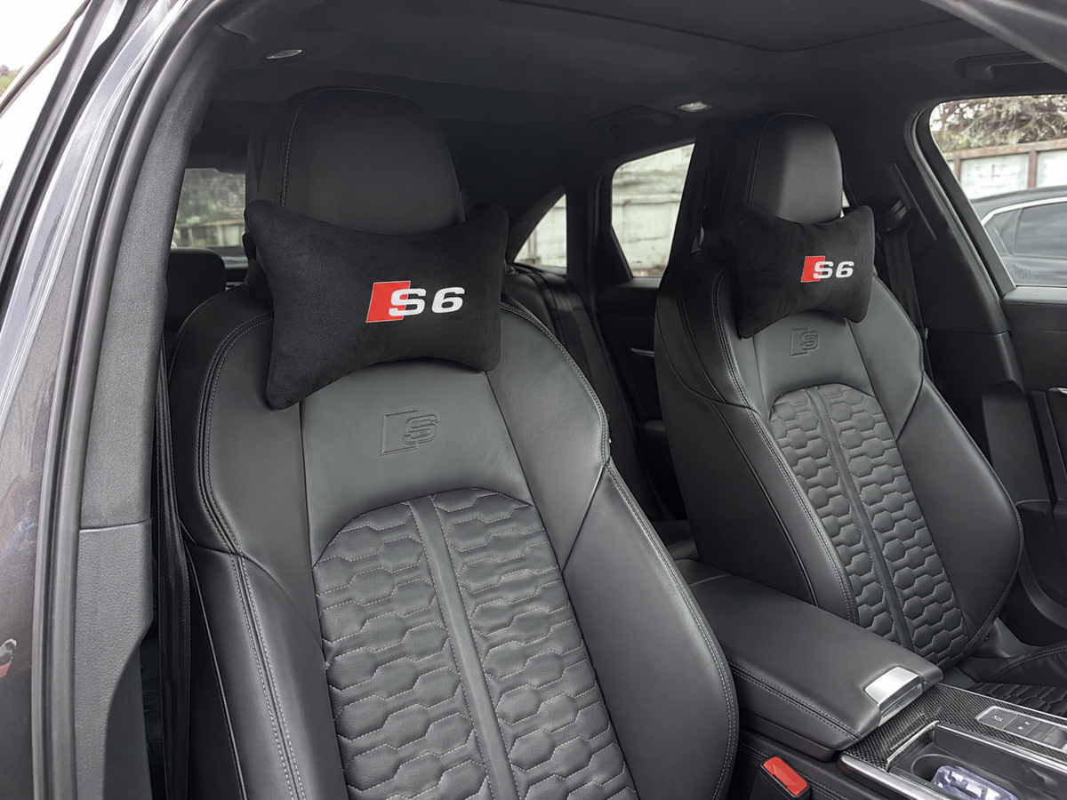 Audi ( S-Line-S3-S4-S5-S6-S7-S8 ) Premium Auto Nackenkissen 2er Set