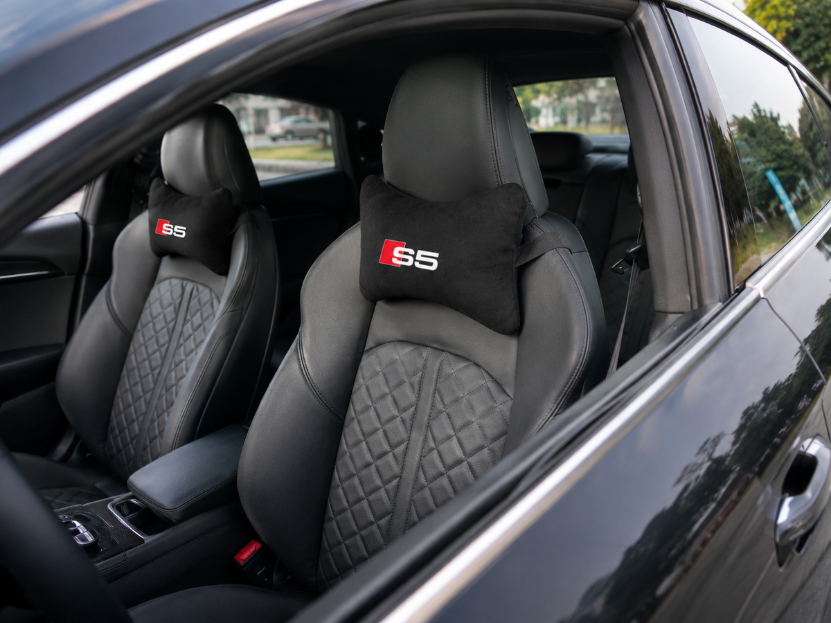 Audi ( S-Line-S3-S4-S5-S6-S7-S8 ) Premium Auto Nackenkissen 2er Set