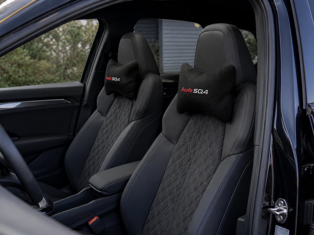 Audi ( TT-SQ2-SQ3-SQ4-SQ5-SQ6-SQ7-SQ8 ) Premium Auto Nackenkissen 2er Set