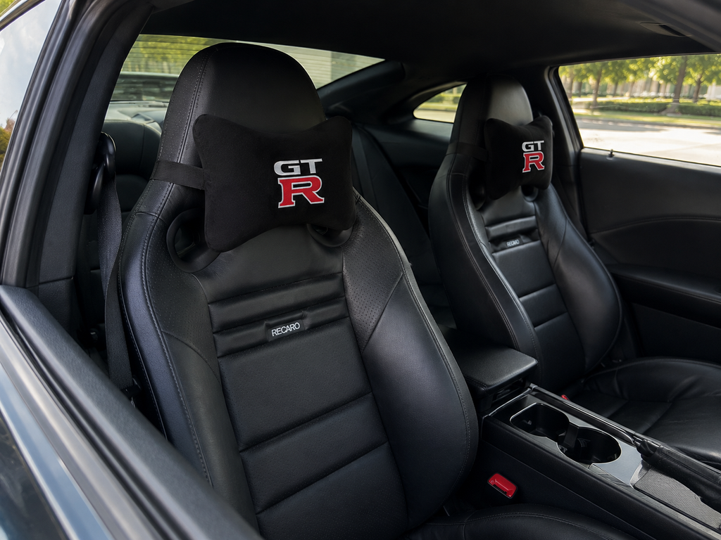 Nissan ( GT-R ) Premium Auto Nackenkissen 2er Set