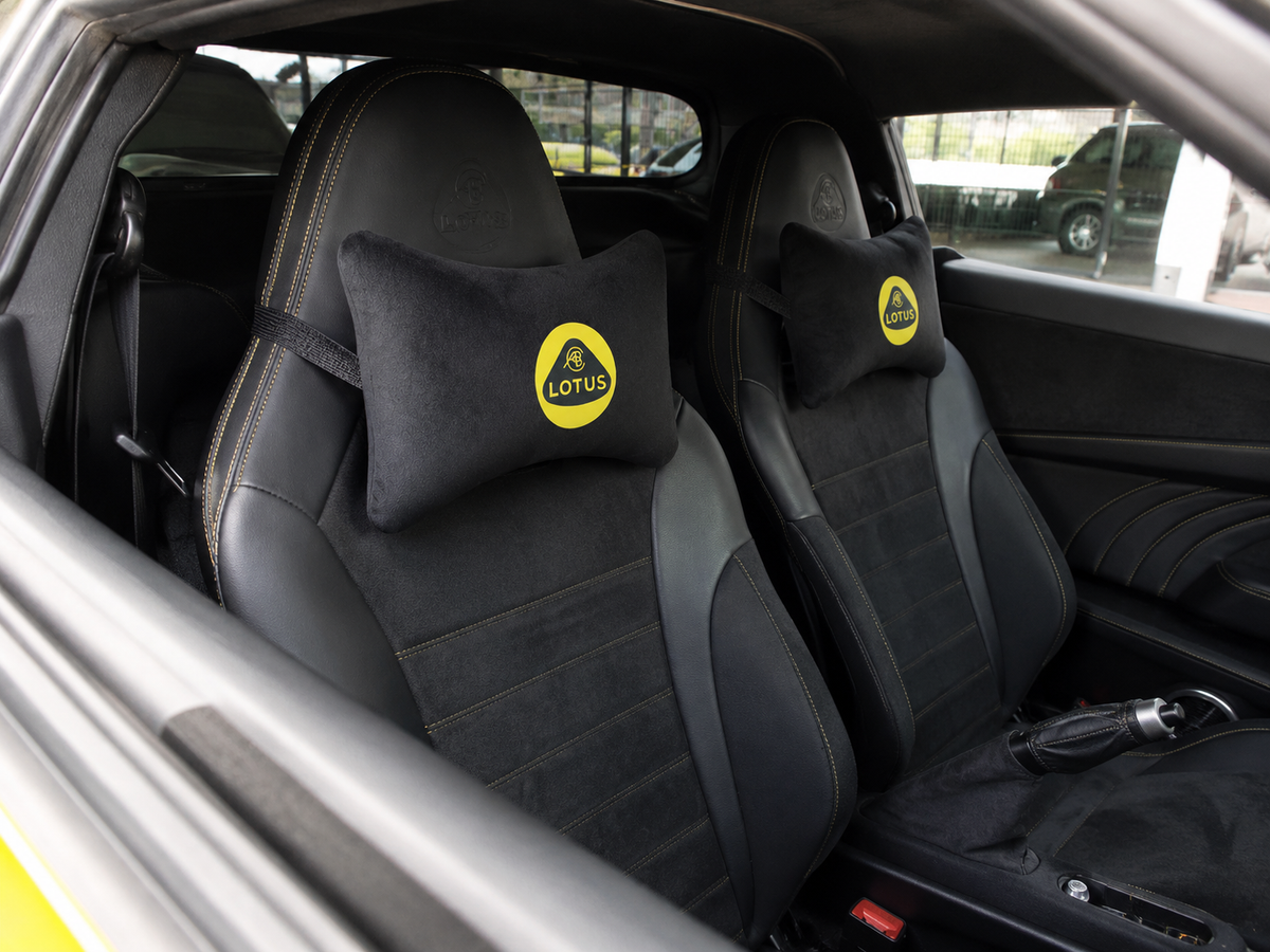 LOTUS Premium Auto Nackenkissen 2er Set